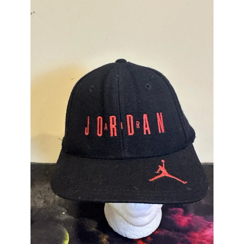 Vintage Air‎ Jordan Wool Snapback Hat
